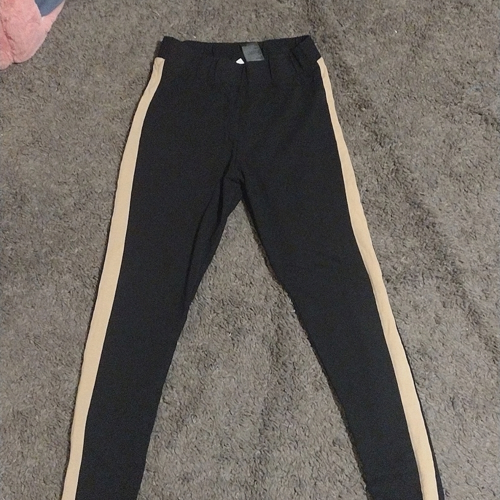 💜5/$25💜 NWOT Stretch Pants Size Med
